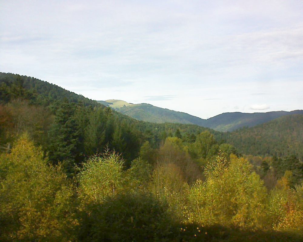Le petit ballon vu depuis le Domaine Langmatt à Murbach le 25.10.2017 à 15:30 Le petit ballon (Alsace, Vosges) le 25.10.2017 à 15:30