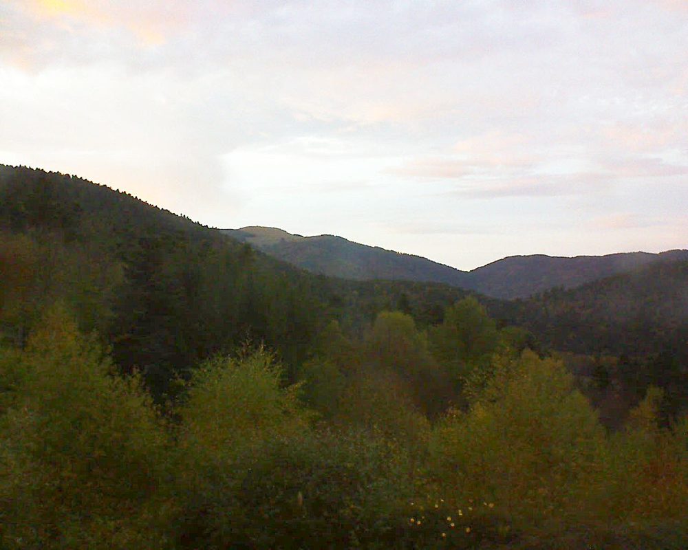 Le petit ballon vu depuis le Domaine Langmatt à Murbach le 25.10.2017 à 18:30 Le petit ballon (Alsace, Vosges) le 25.10.2017 à 18:30