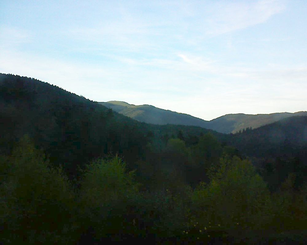 Le petit ballon vu depuis le Domaine Langmatt à Murbach le 26.10.2017 à 17:45 Le petit ballon (Alsace, Vosges) le 26.10.2017 à 17:45