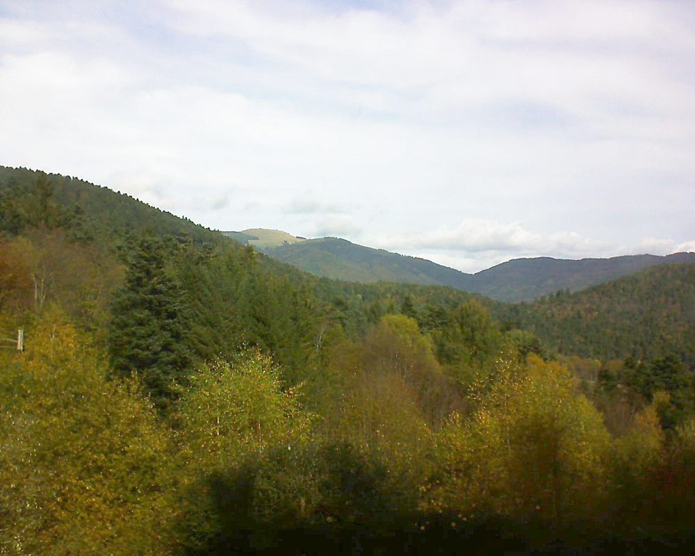 Le petit ballon vu depuis le Domaine Langmatt à Murbach le 28.10.2017 à 12:15 Le petit ballon (Alsace, Vosges) le 28.10.2017 à 12:15