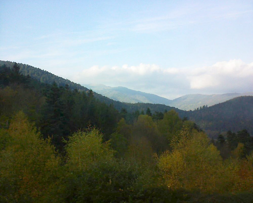 Le petit ballon vu depuis le Domaine Langmatt à Murbach le 03.11.2017 à 15:15 Le petit ballon (Alsace, Vosges) le 03.11.2017 à 15:15