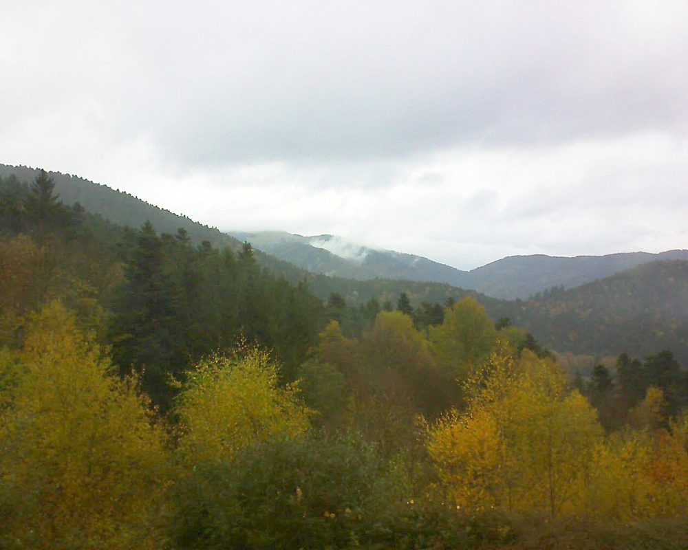 Le petit ballon vu depuis le Domaine Langmatt à Murbach le 05.11.2017 à 15:45 Le petit ballon (Alsace, Vosges) le 05.11.2017 à 15:45