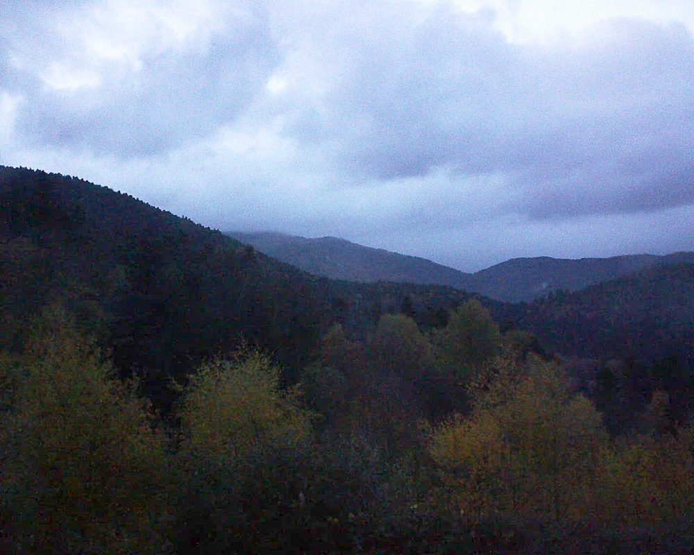 Le petit ballon vu depuis le Domaine Langmatt à Murbach le 05.11.2017 à 17:15 Le petit ballon (Alsace, Vosges) le 05.11.2017 à 17:15