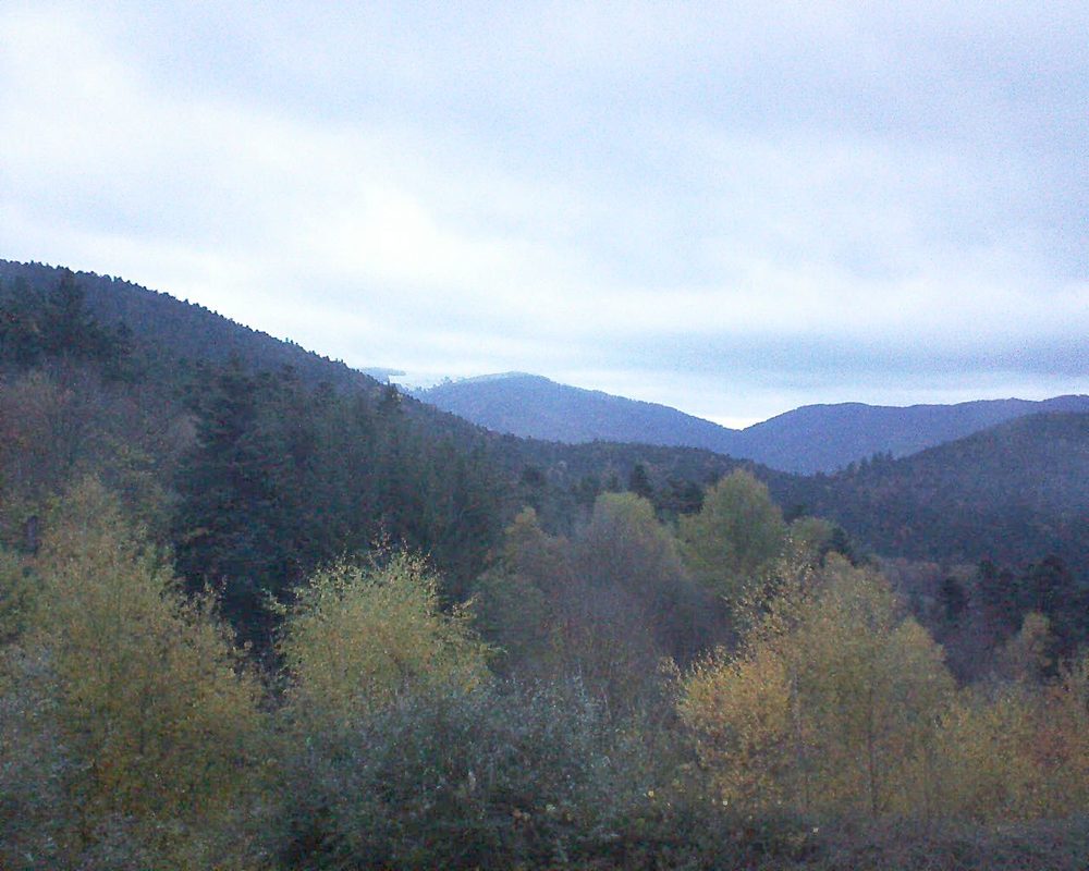 Le petit ballon vu depuis le Domaine Langmatt à Murbach le 06.11.2017 à 07:30 Le petit ballon (Alsace, Vosges) le 06.11.2017 à 07:30