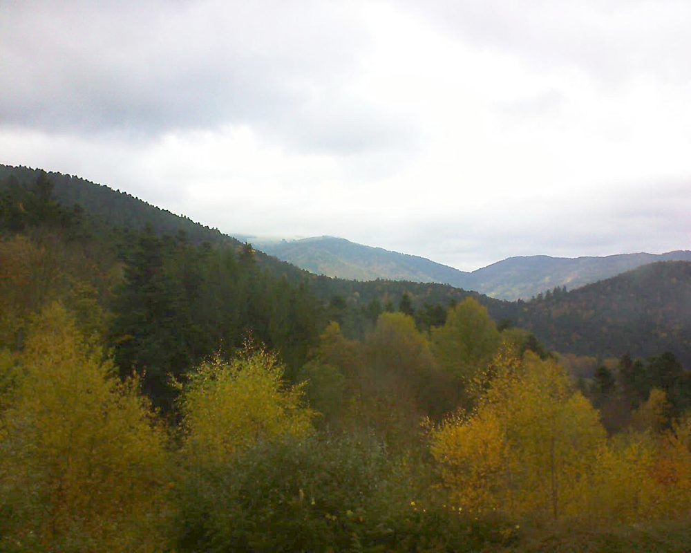 Le petit ballon vu depuis le Domaine Langmatt à Murbach le 06.11.2017 à 13:15 Le petit ballon (Alsace, Vosges) le 06.11.2017 à 13:15