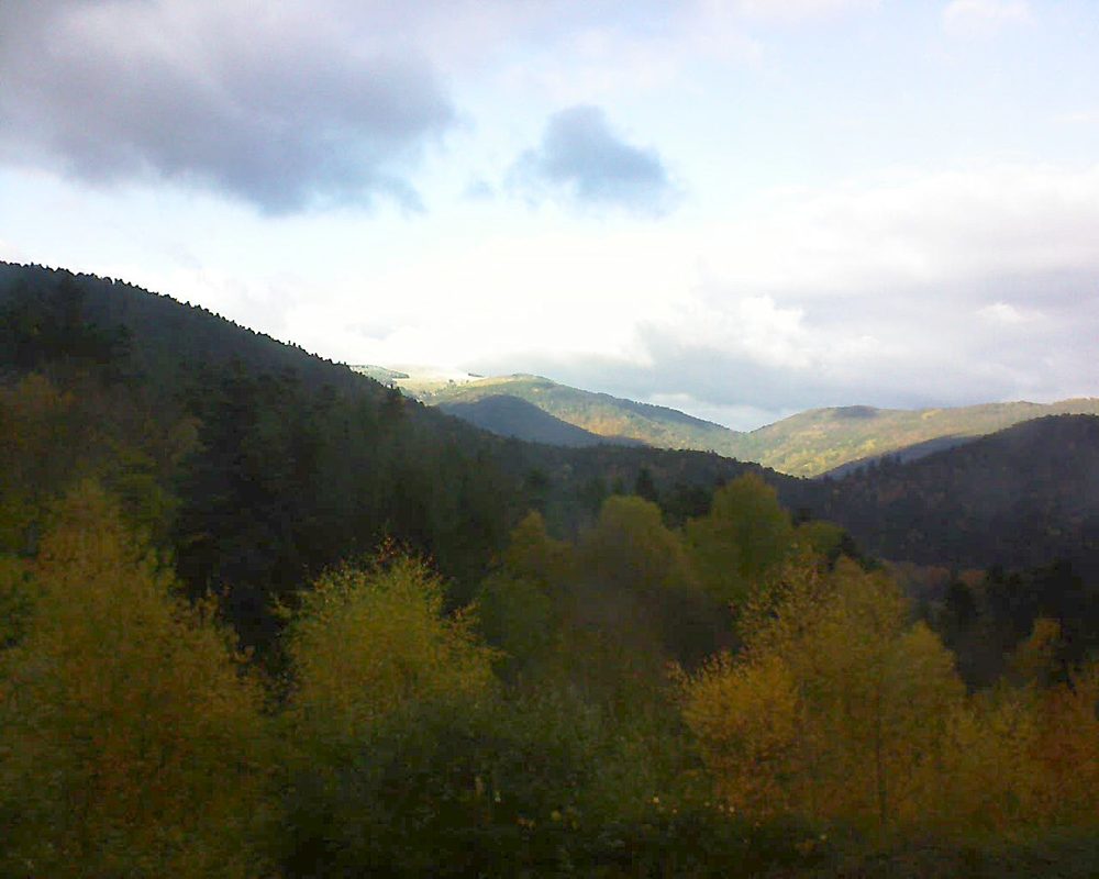 Le petit ballon vu depuis le Domaine Langmatt à Murbach le 06.11.2017 à 14:15 Le petit ballon (Alsace, Vosges) le 06.11.2017 à 14:15