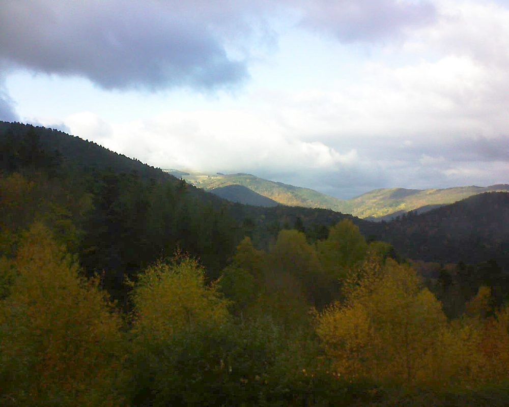 Le petit ballon vu depuis le Domaine Langmatt à Murbach le 06.11.2017 à 14:30 Le petit ballon (Alsace, Vosges) le 06.11.2017 à 14:30