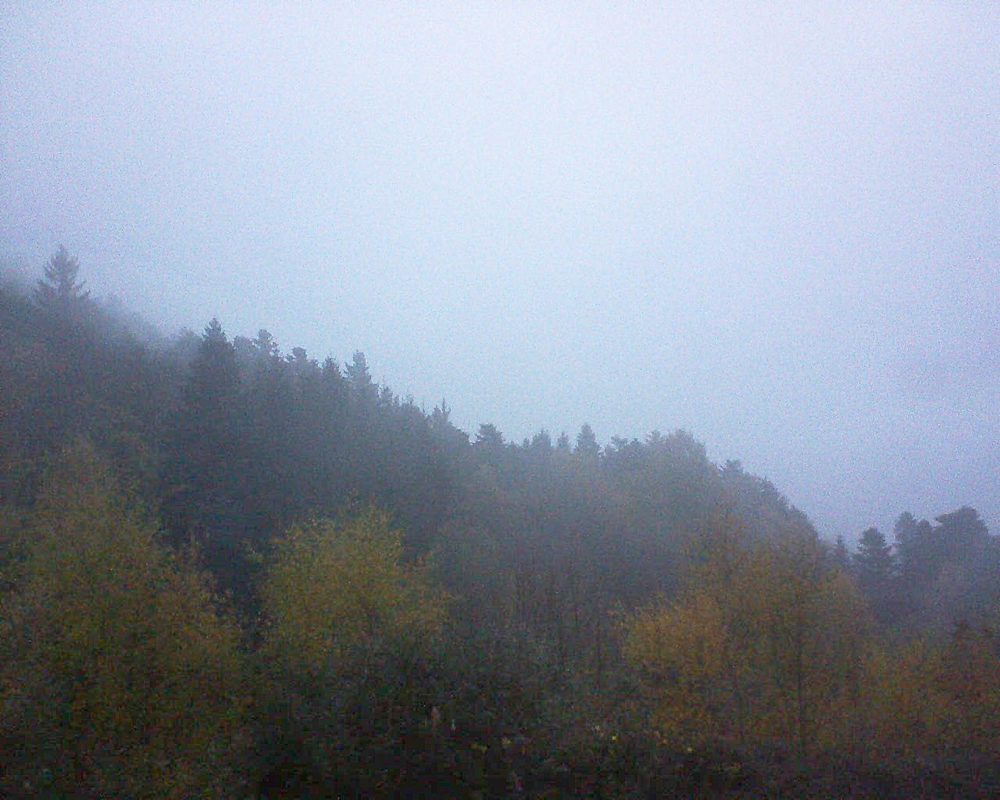 Le petit ballon vu depuis le Domaine Langmatt à Murbach le 07.11.2017 à 17:00 Le petit ballon (Alsace, Vosges) le 07.11.2017 à 17:00