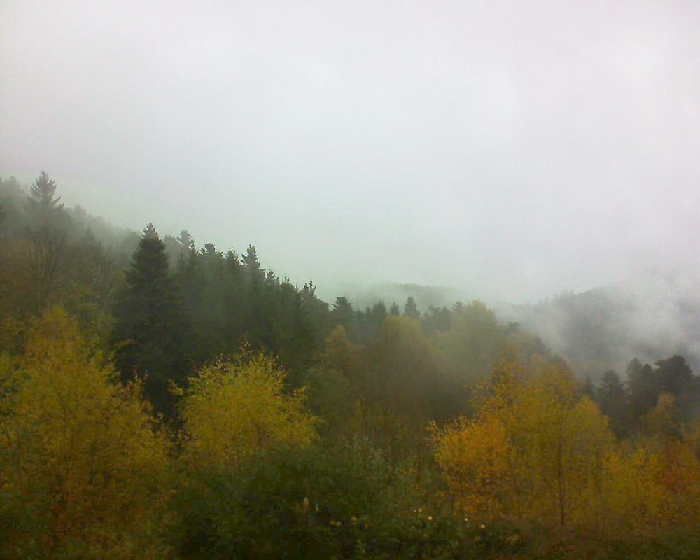 Le petit ballon vu depuis le Domaine Langmatt à Murbach le 08.11.2017 à 12:15 Le petit ballon (Alsace, Vosges) le 08.11.2017 à 12:15
