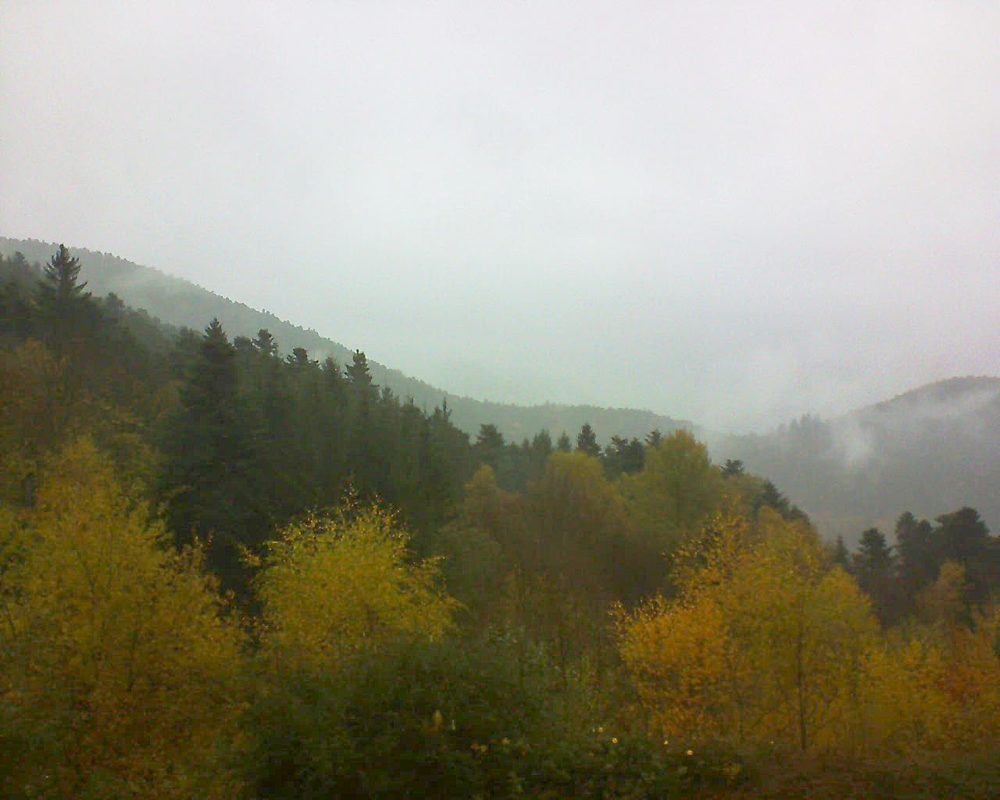 Le petit ballon vu depuis le Domaine Langmatt à Murbach le 08.11.2017 à 15:45 Le petit ballon (Alsace, Vosges) le 08.11.2017 à 15:45