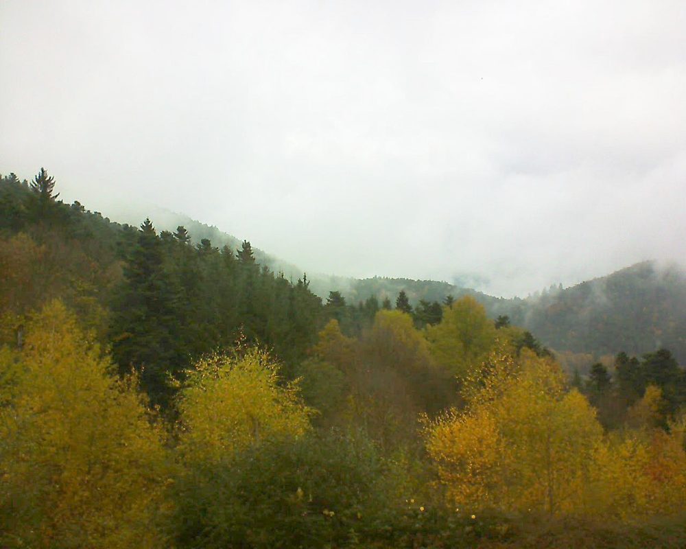 Le petit ballon vu depuis le Domaine Langmatt à Murbach le 09.11.2017 à 12:45 Le petit ballon (Alsace, Vosges) le 09.11.2017 à 12:45