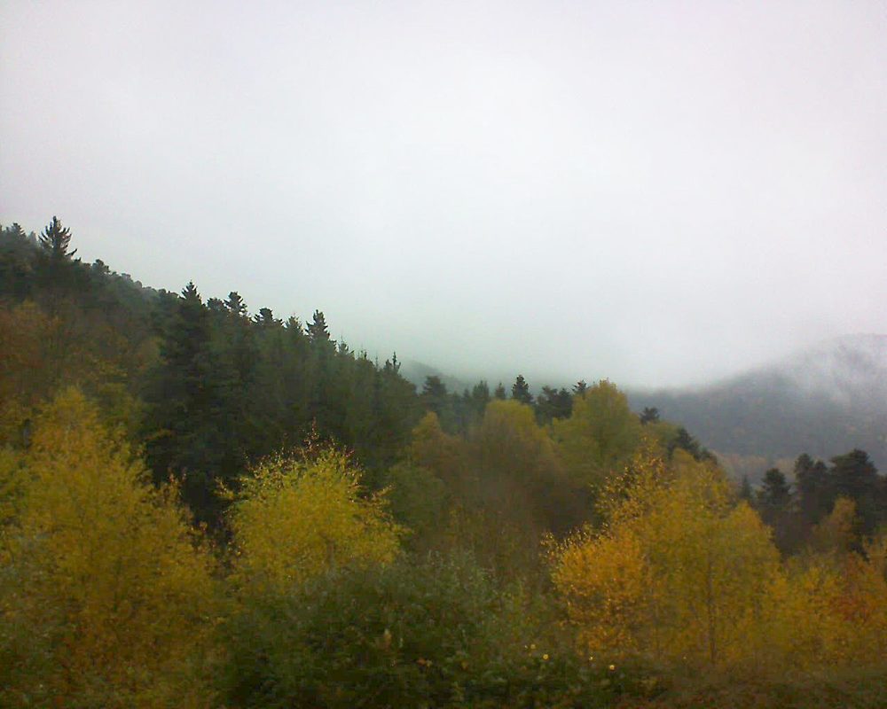 Le petit ballon vu depuis le Domaine Langmatt à Murbach le 09.11.2017 à 13:45 Le petit ballon (Alsace, Vosges) le 09.11.2017 à 13:45