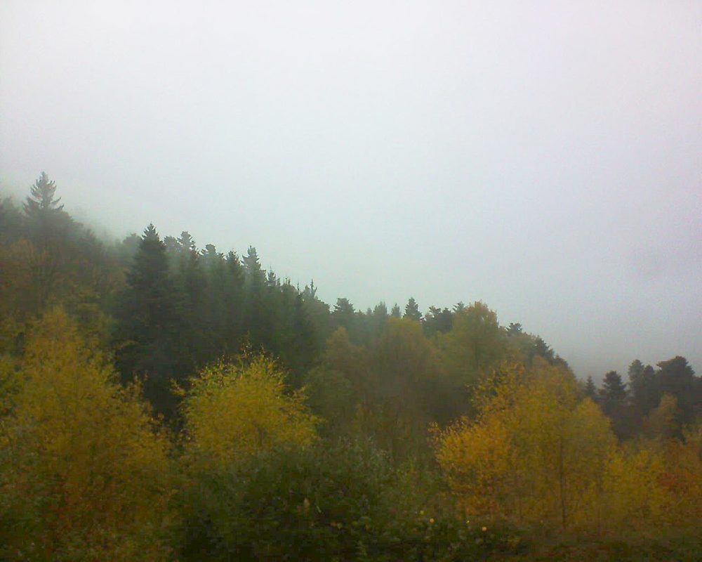 Le petit ballon vu depuis le Domaine Langmatt à Murbach le 09.11.2017 à 14:00 Le petit ballon (Alsace, Vosges) le 09.11.2017 à 14:00