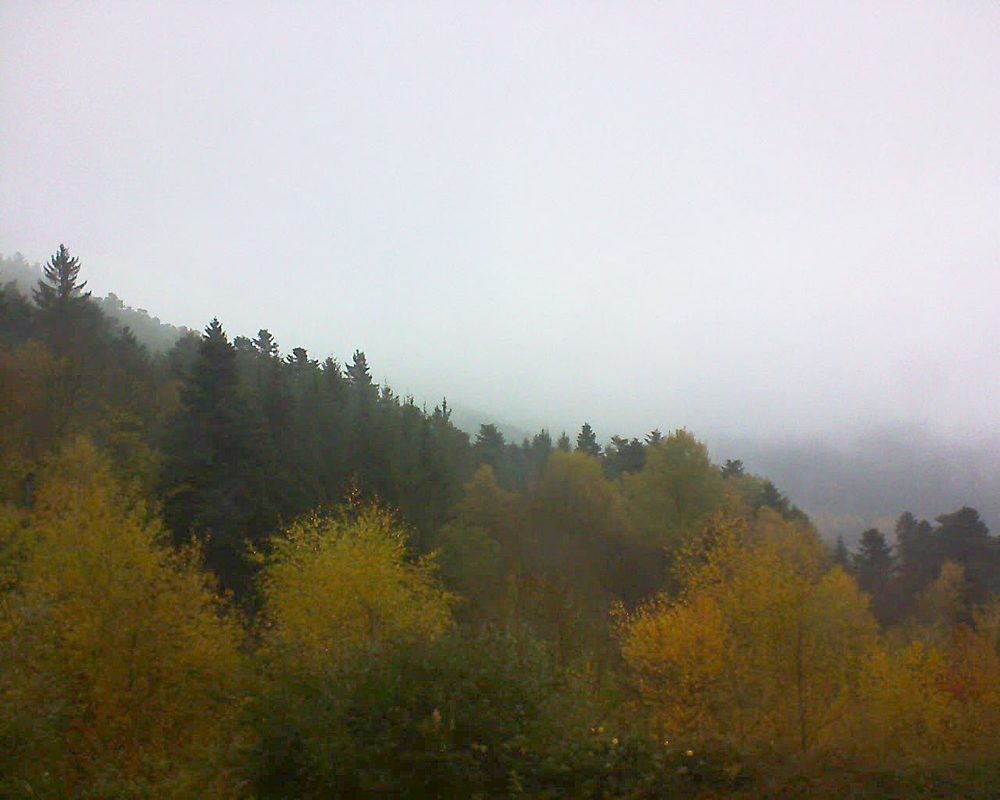 Le petit ballon vu depuis le Domaine Langmatt à Murbach le 09.11.2017 à 15:00 Le petit ballon (Alsace, Vosges) le 09.11.2017 à 15:00