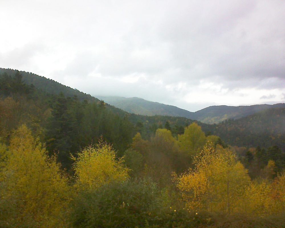 Le petit ballon vu depuis le Domaine Langmatt à Murbach le 10.11.2017 à 14:45 Le petit ballon (Alsace, Vosges) le 10.11.2017 à 14:45