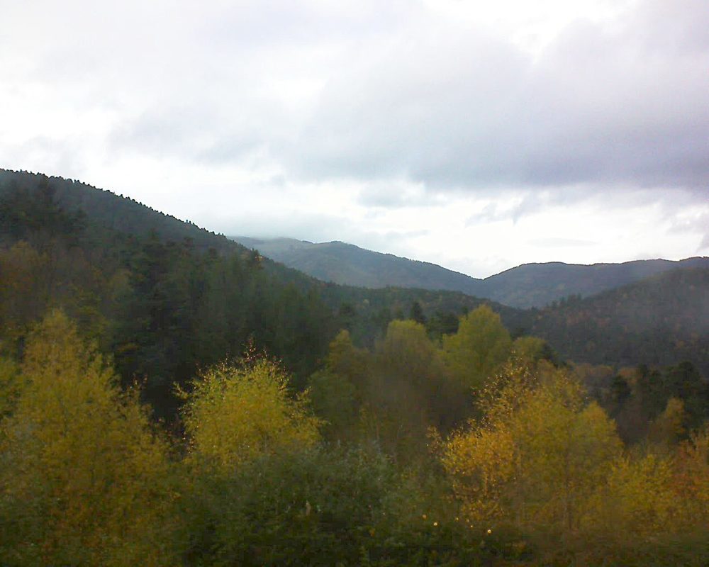 Le petit ballon vu depuis le Domaine Langmatt à Murbach le 10.11.2017 à 15:15 Le petit ballon (Alsace, Vosges) le 10.11.2017 à 15:15