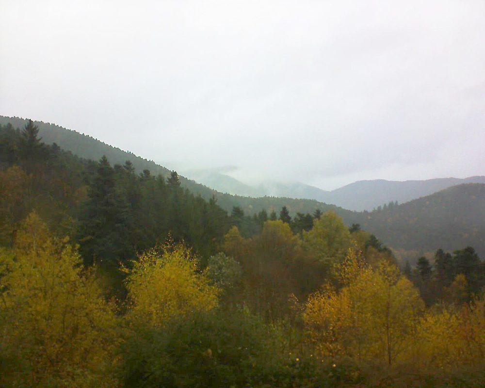 Le petit ballon vu depuis le Domaine Langmatt à Murbach le 11.11.2017 à 12:15 Le petit ballon (Alsace, Vosges) le 11.11.2017 à 12:15