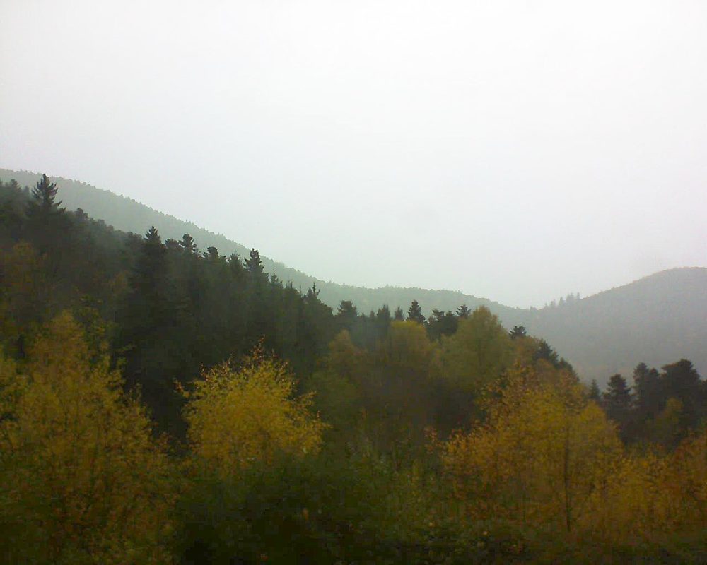 Le petit ballon vu depuis le Domaine Langmatt à Murbach le 12.11.2017 à 12:45 Le petit ballon (Alsace, Vosges) le 12.11.2017 à 12:45