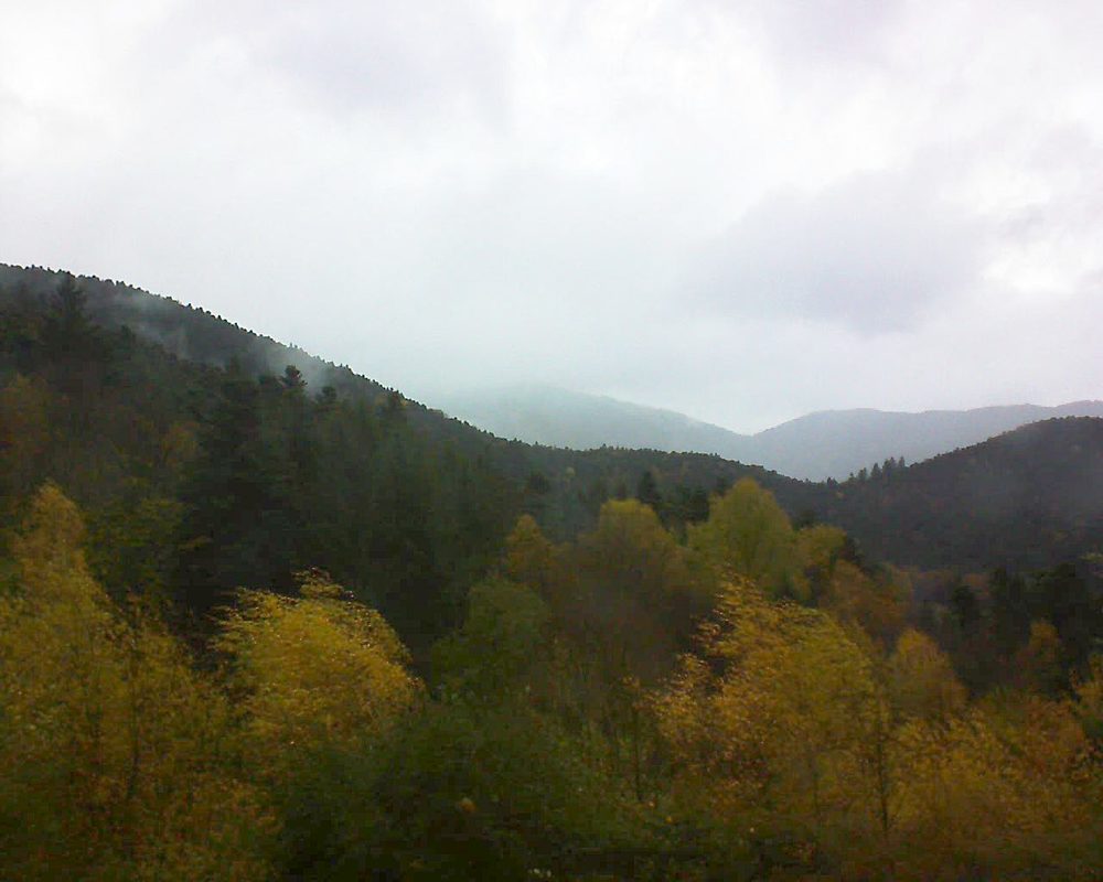 Le petit ballon vu depuis le Domaine Langmatt à Murbach le 12.11.2017 à 15:30 Le petit ballon (Alsace, Vosges) le 12.11.2017 à 15:30