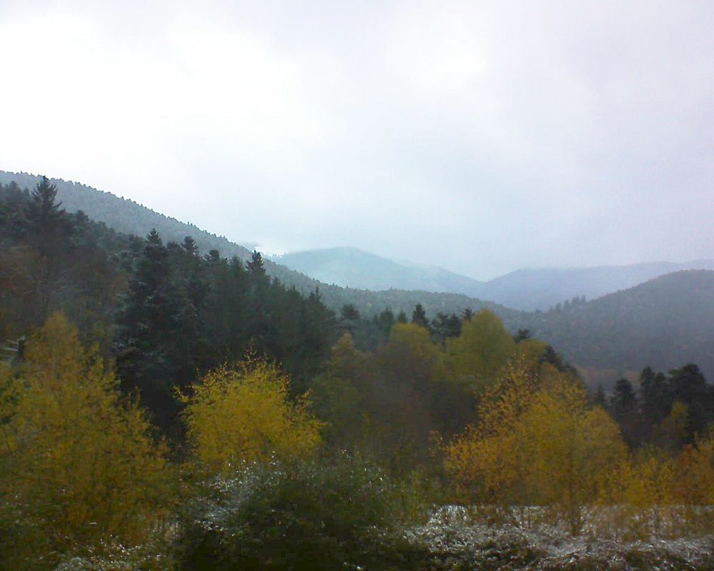Le petit ballon vu depuis le Domaine Langmatt à Murbach le 13.11.2017 à 08:30 Le petit ballon (Alsace, Vosges) le 13.11.2017 à 08:30