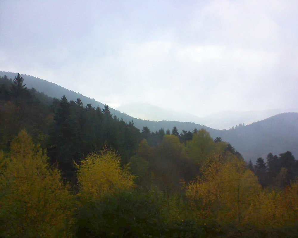 Le petit ballon vu depuis le Domaine Langmatt à Murbach le 13.11.2017 à 11:45 Le petit ballon (Alsace, Vosges) le 13.11.2017 à 11:45