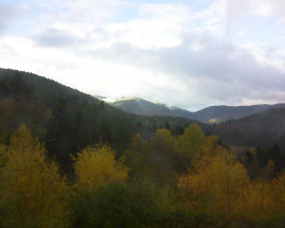 Le petit ballon vu depuis le Domaine Langmatt à Murbach le 13.11.2017 à 14:15 Le petit ballon (Alsace, Vosges) le 13.11.2017 à 14:15