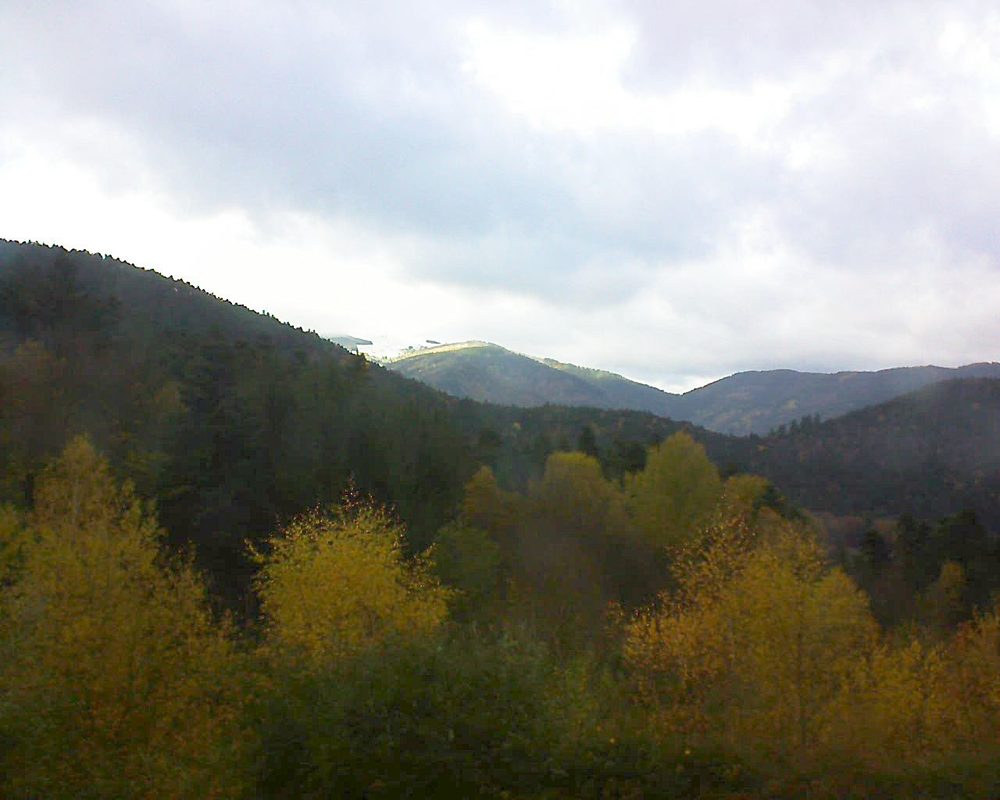 Le petit ballon vu depuis le Domaine Langmatt à Murbach le 13.11.2017 à 15:00 Le petit ballon (Alsace, Vosges) le 13.11.2017 à 15:00