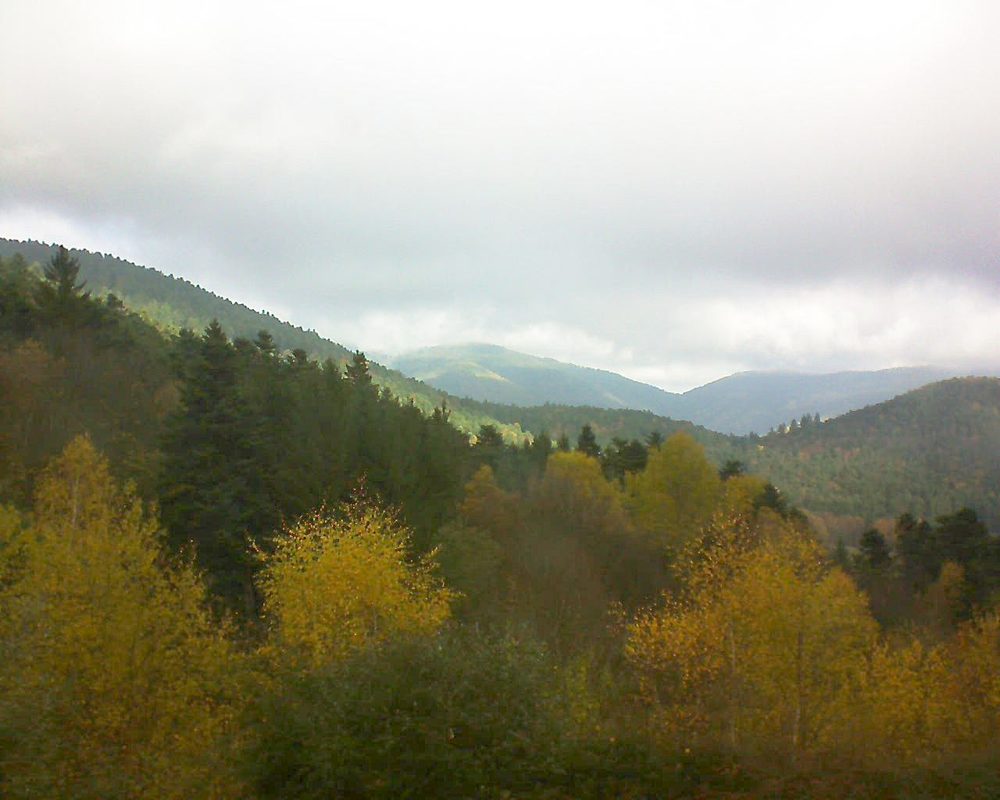 Le petit ballon vu depuis le Domaine Langmatt à Murbach le 14.11.2017 à 11:15 Le petit ballon (Alsace, Vosges) le 14.11.2017 à 11:15