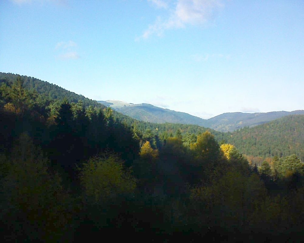 Le petit ballon vu depuis le Domaine Langmatt à Murbach le 14.11.2017 à 14:15 Le petit ballon (Alsace, Vosges) le 14.11.2017 à 14:15