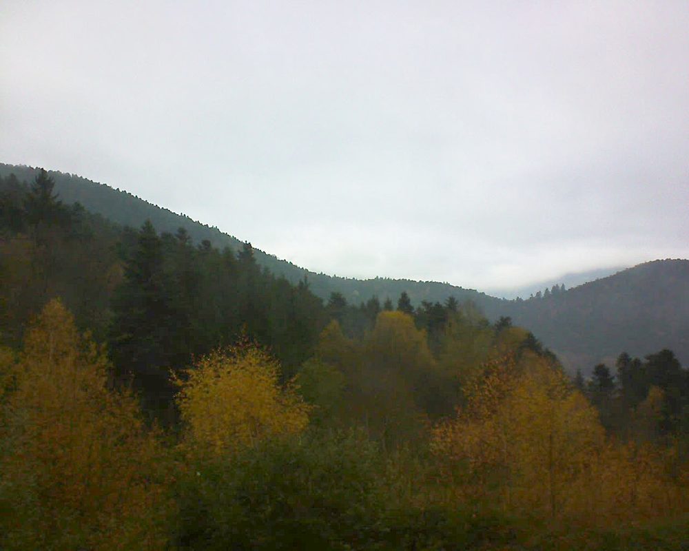 Le petit ballon vu depuis le Domaine Langmatt à Murbach le 17.11.2017 à 15:15 Le petit ballon (Alsace, Vosges) le 17.11.2017 à 15:15