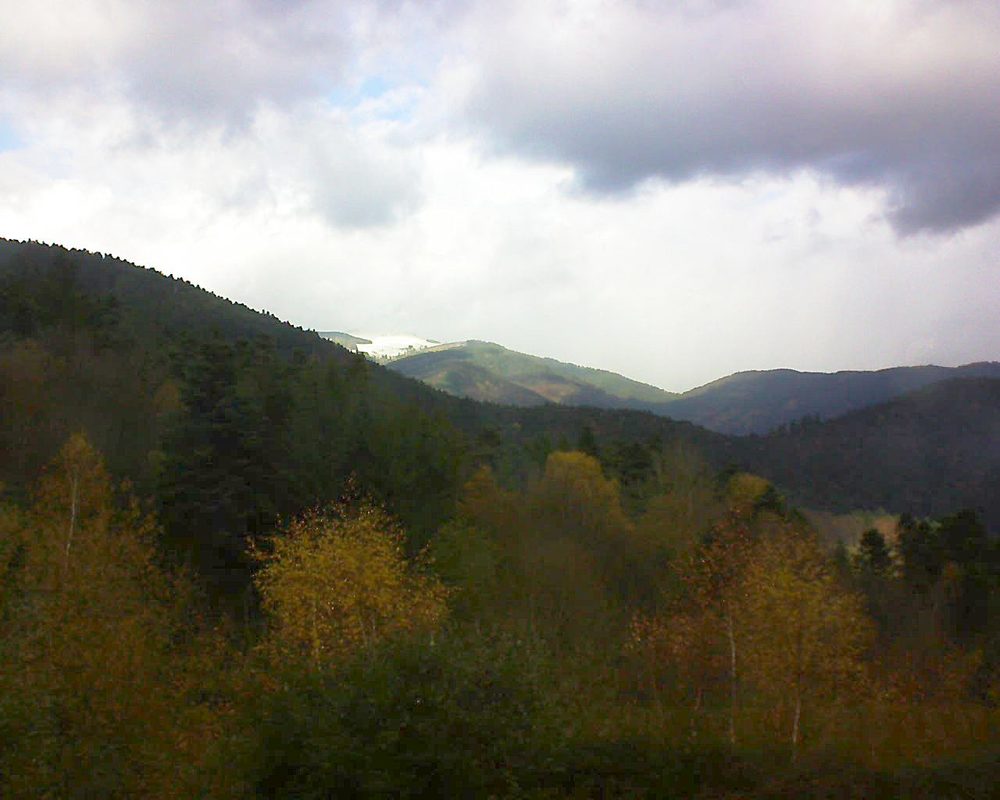 Le petit ballon vu depuis le Domaine Langmatt à Murbach le 19.11.2017 à 12:30 Le petit ballon (Alsace, Vosges) le 19.11.2017 à 12:30
