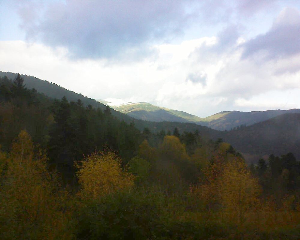 Le petit ballon vu depuis le Domaine Langmatt à Murbach le 19.11.2017 à 13:45 Le petit ballon (Alsace, Vosges) le 19.11.2017 à 13:45
