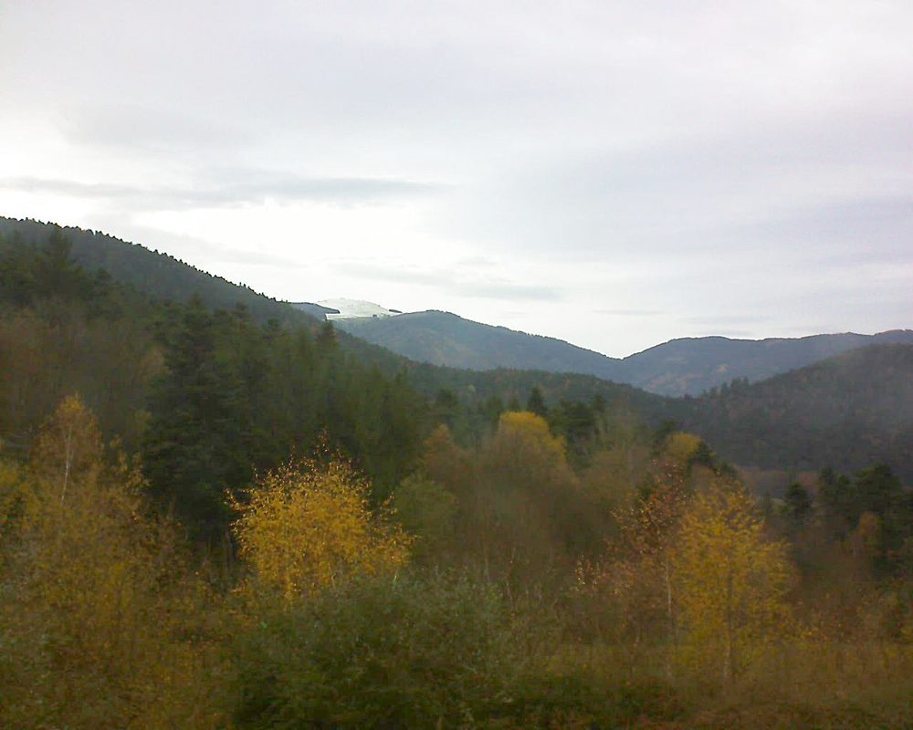 Le petit ballon vu depuis le Domaine Langmatt à Murbach le 20.11.2017 à 14:15 Le petit ballon (Alsace, Vosges) le 20.11.2017 à 14:15