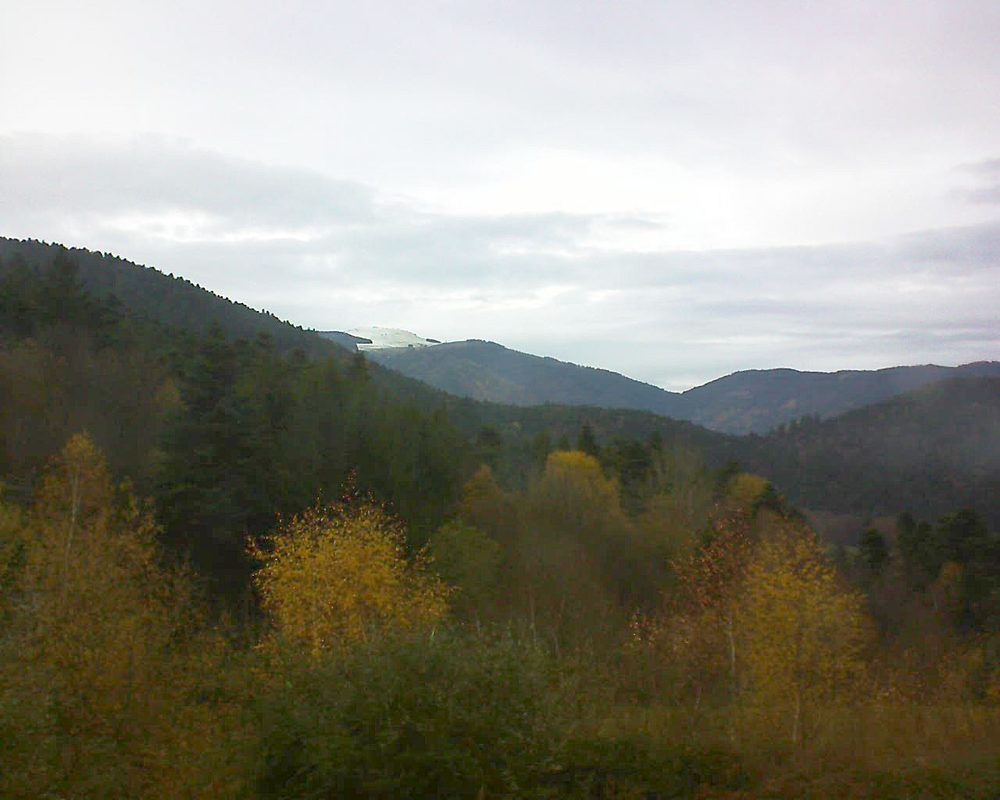 Le petit ballon vu depuis le Domaine Langmatt à Murbach le 20.11.2017 à 15:30 Le petit ballon (Alsace, Vosges) le 20.11.2017 à 15:30