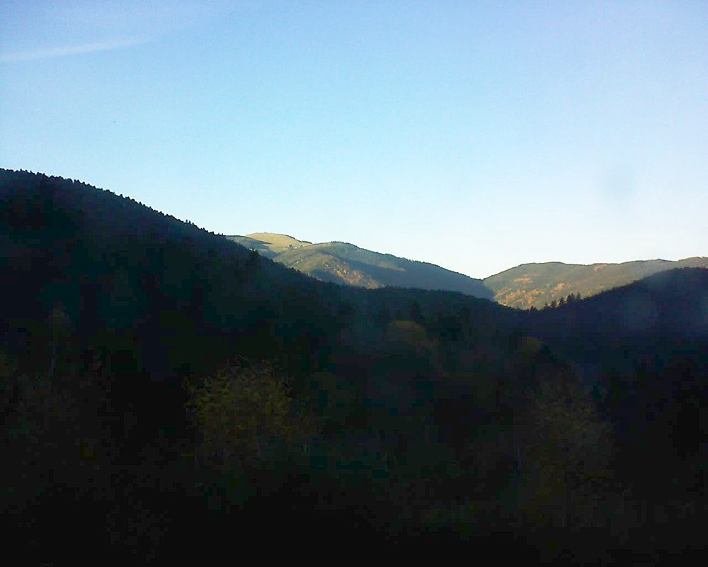 Le petit ballon vu depuis le Domaine Langmatt à Murbach le 22.11.2017 à 15:45 Le petit ballon (Alsace, Vosges) le 22.11.2017 à 15:45