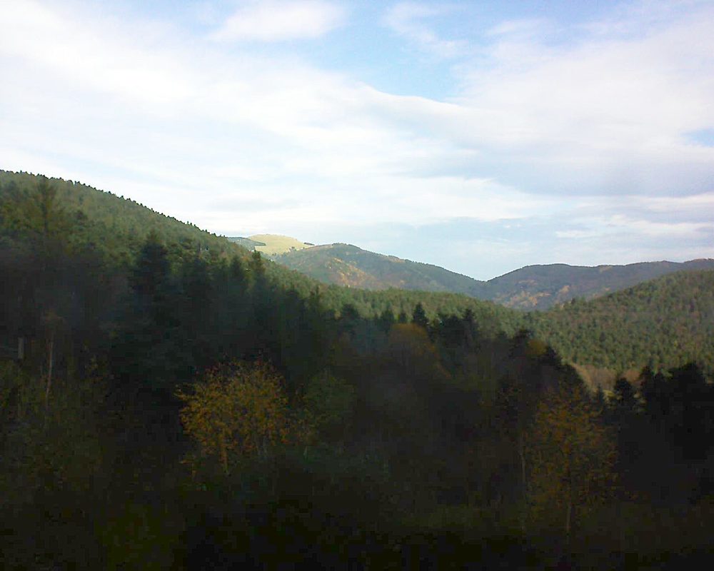 Le petit ballon vu depuis le Domaine Langmatt à Murbach le 23.11.2017 à 10:30 Le petit ballon (Alsace, Vosges) le 23.11.2017 à 10:30