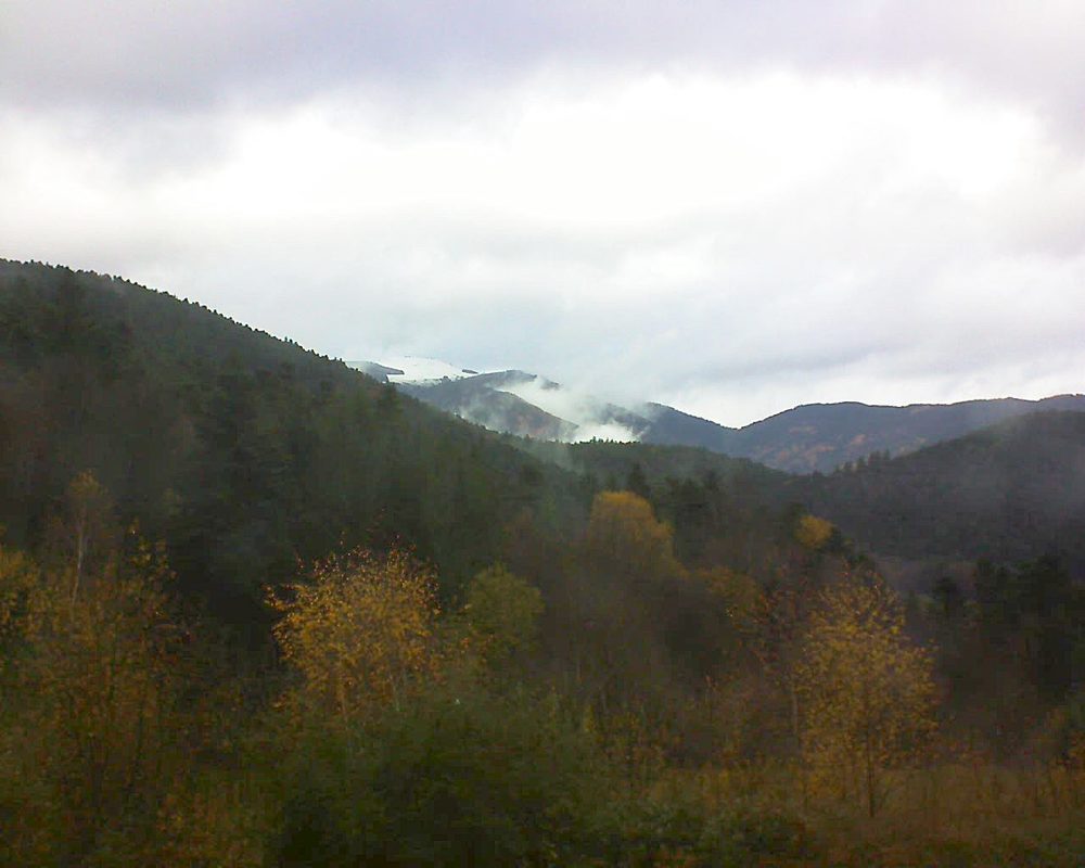 Le petit ballon vu depuis le Domaine Langmatt à Murbach le 25.11.2017 à 13:45 Le petit ballon (Alsace, Vosges) le 25.11.2017 à 13:45