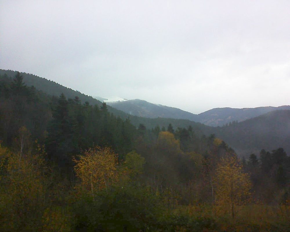 Le petit ballon vu depuis le Domaine Langmatt à Murbach le 25.11.2017 à 14:30 Le petit ballon (Alsace, Vosges) le 25.11.2017 à 14:30