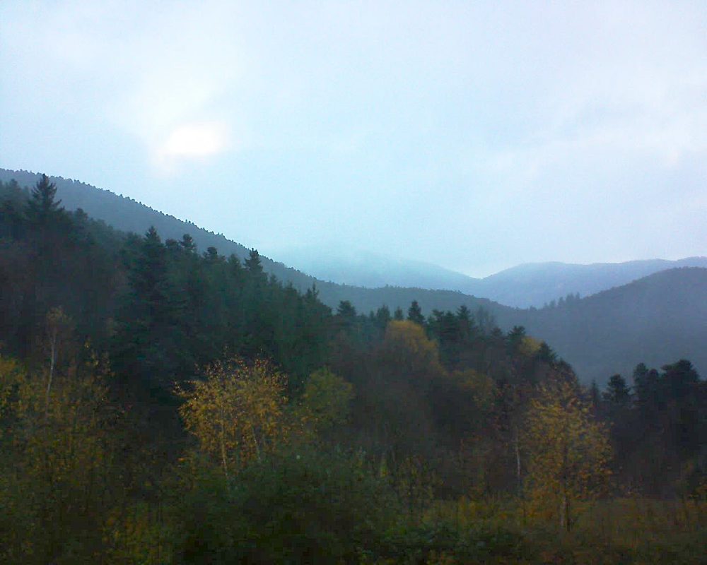 Le petit ballon vu depuis le Domaine Langmatt à Murbach le 25.11.2017 à 16:15 Le petit ballon (Alsace, Vosges) le 25.11.2017 à 16:15