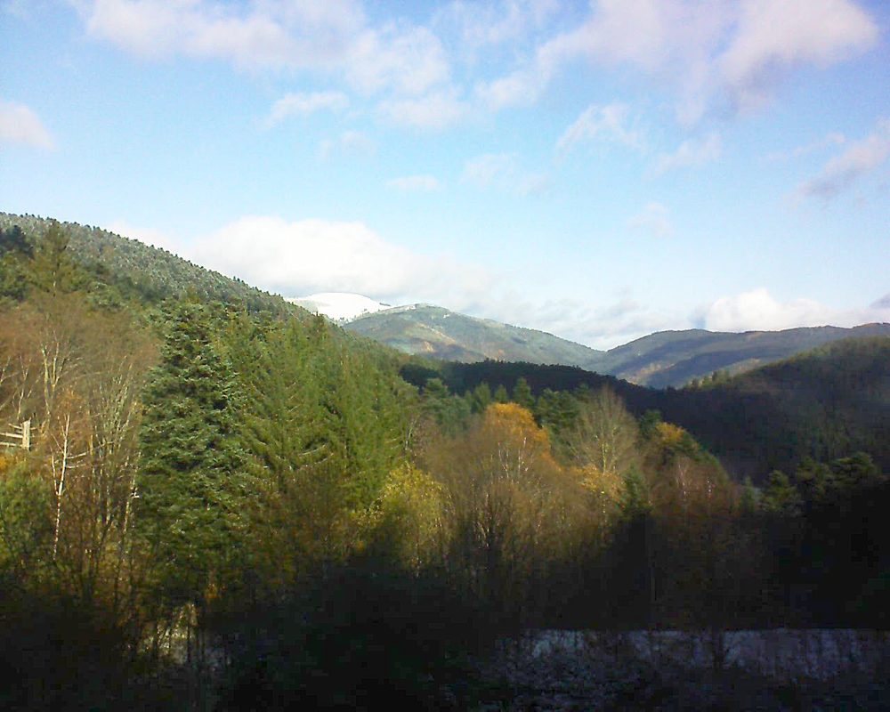 Le petit ballon vu depuis le Domaine Langmatt à Murbach le 26.11.2017 à 11:15 Le petit ballon (Alsace, Vosges) le 26.11.2017 à 11:15
