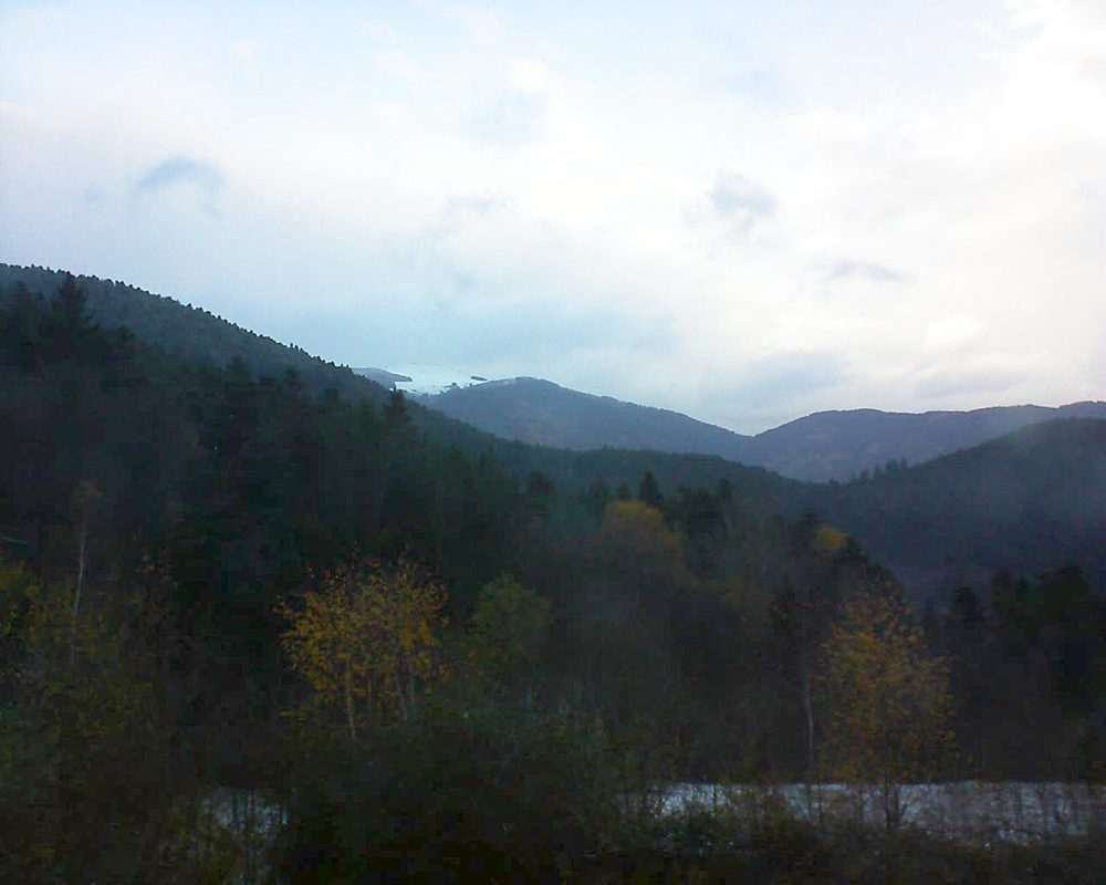 Le petit ballon vu depuis le Domaine Langmatt à Murbach le 26.11.2017 à 15:45 Le petit ballon (Alsace, Vosges) le 26.11.2017 à 15:45