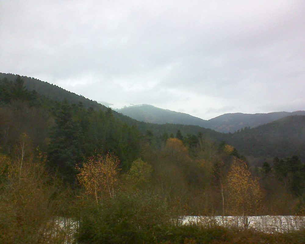Le petit ballon vu depuis le Domaine Langmatt à Murbach le 27.11.2017 à 14:30 Le petit ballon (Alsace, Vosges) le 27.11.2017 à 14:30