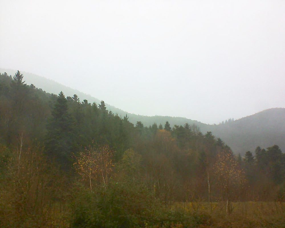 Le petit ballon vu depuis le Domaine Langmatt à Murbach le 28.11.2017 à 12:00 Le petit ballon (Alsace, Vosges) le 28.11.2017 à 12:00