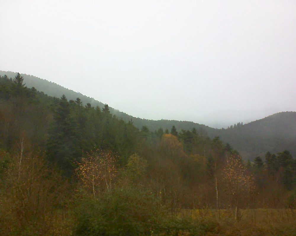 Le petit ballon vu depuis le Domaine Langmatt à Murbach le 28.11.2017 à 13:15 Le petit ballon (Alsace, Vosges) le 28.11.2017 à 13:15