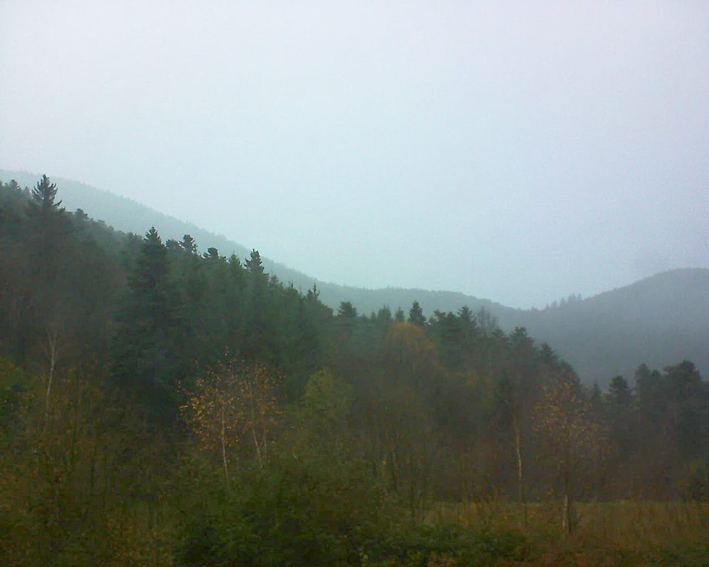 Le petit ballon vu depuis le Domaine Langmatt à Murbach le 28.11.2017 à 15:45 Le petit ballon (Alsace, Vosges) le 28.11.2017 à 15:45