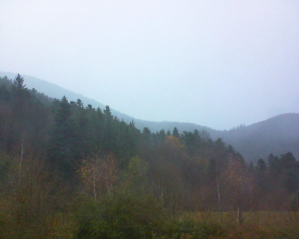 Le petit ballon vu depuis le Domaine Langmatt à Murbach le 28.11.2017 à 16:15 Le petit ballon (Alsace, Vosges) le 28.11.2017 à 16:15