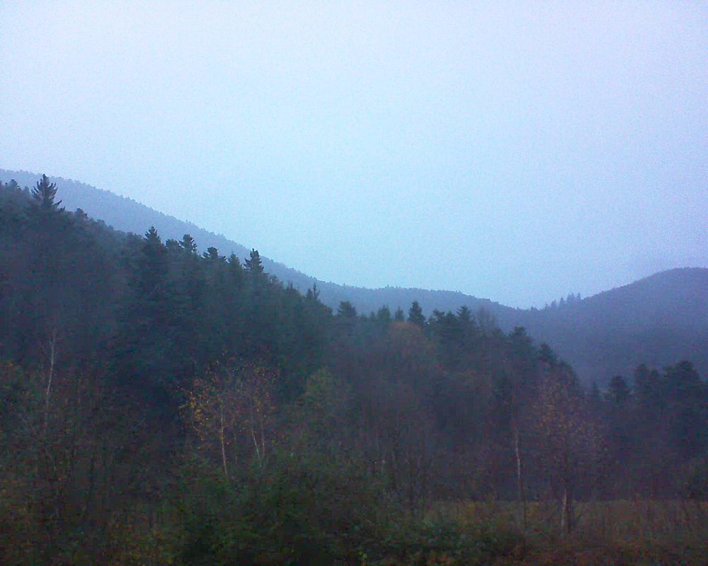 Le petit ballon vu depuis le Domaine Langmatt à Murbach le 28.11.2017 à 16:30 Le petit ballon (Alsace, Vosges) le 28.11.2017 à 16:30