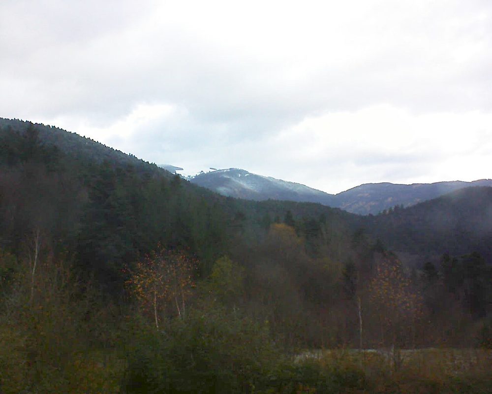 Le petit ballon vu depuis le Domaine Langmatt à Murbach le 29.11.2017 à 11:15 Le petit ballon (Alsace, Vosges) le 29.11.2017 à 11:15