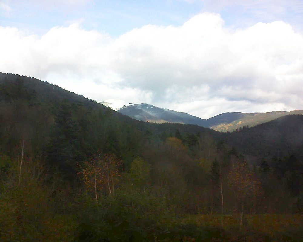 Le petit ballon vu depuis le Domaine Langmatt à Murbach le 29.11.2017 à 12:00 Le petit ballon (Alsace, Vosges) le 29.11.2017 à 12:00