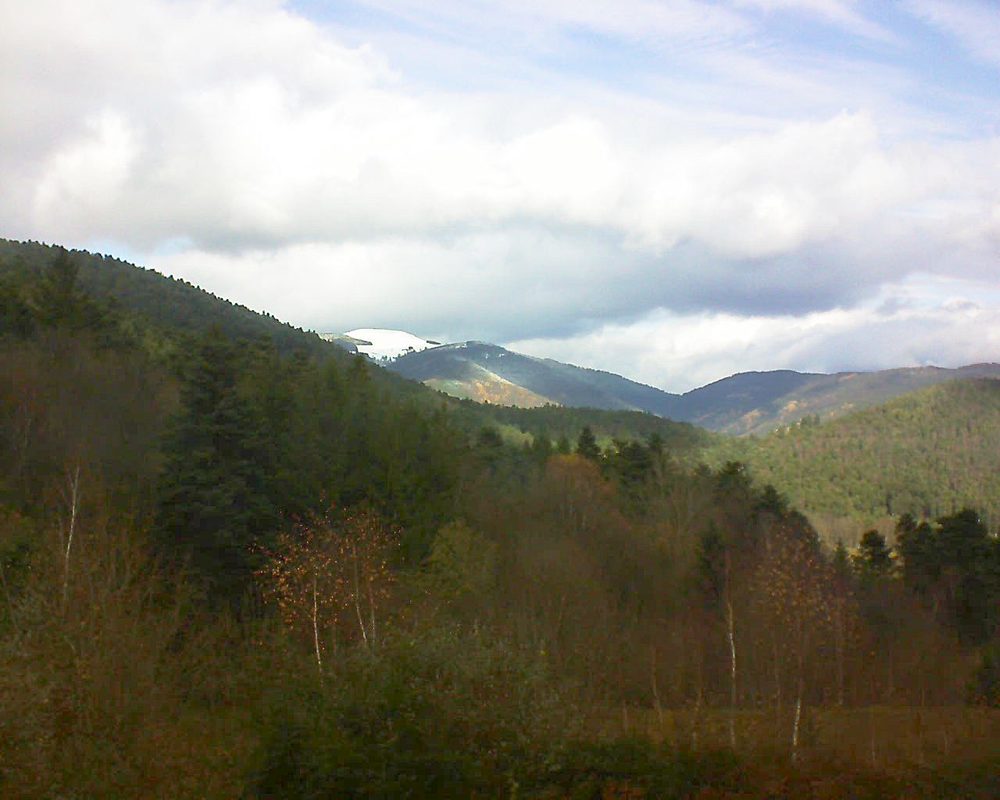 Le petit ballon vu depuis le Domaine Langmatt à Murbach le 29.11.2017 à 12:30 Le petit ballon (Alsace, Vosges) le 29.11.2017 à 12:30